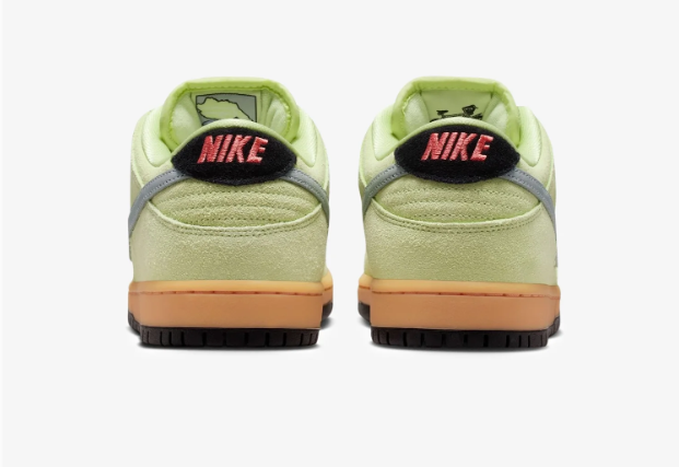 Nike SB Dunk Low Pro - Light Liquid Lime