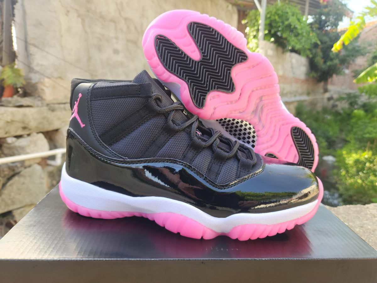 Air Jordan 11 Retro Black / Rose Pink