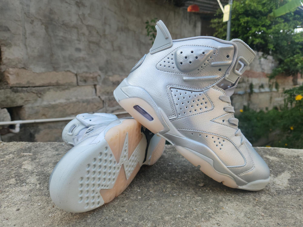 Air Jordan 6 Metallic Silver