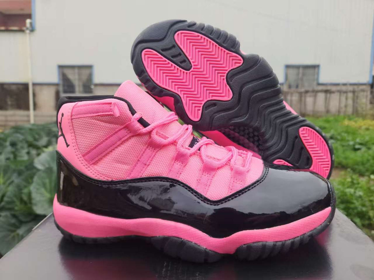 Air Jordan 11 Retro Black / Pink
