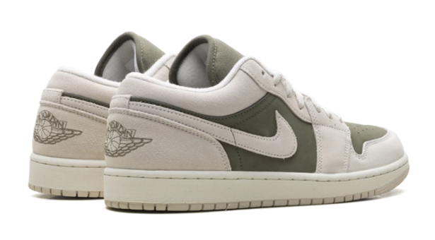 Air Jordan 1 Low SE 'Medium Olive Sail' - HV4089-201