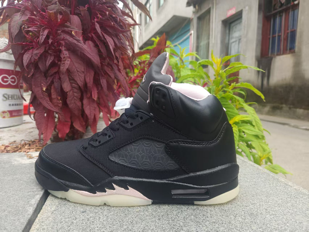 Air Jordan 5 Retro Black / Pale Pink