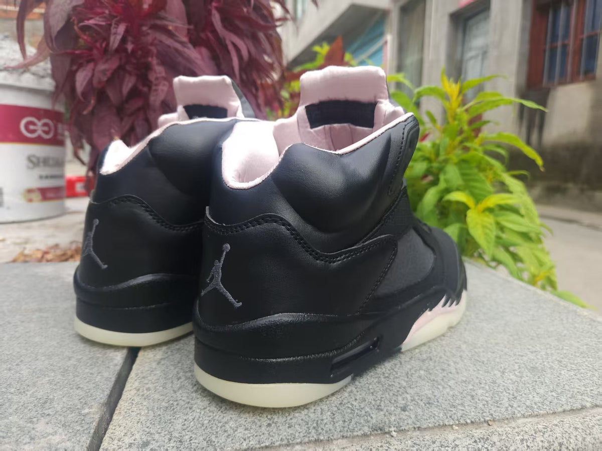 Air Jordan 5 Retro Black / Pale Pink
