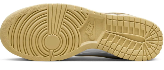 Nike Dunk Low 'Team Gold' - DV0833-100